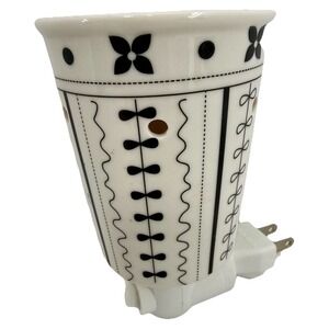 SCENTSY Wax Warmer  Retired BUD Plug In Night Light  White With Black Design EUC